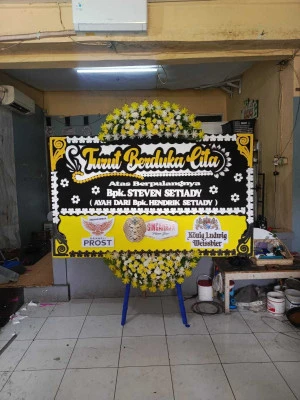 Papan Bunga di Sentul Selatan